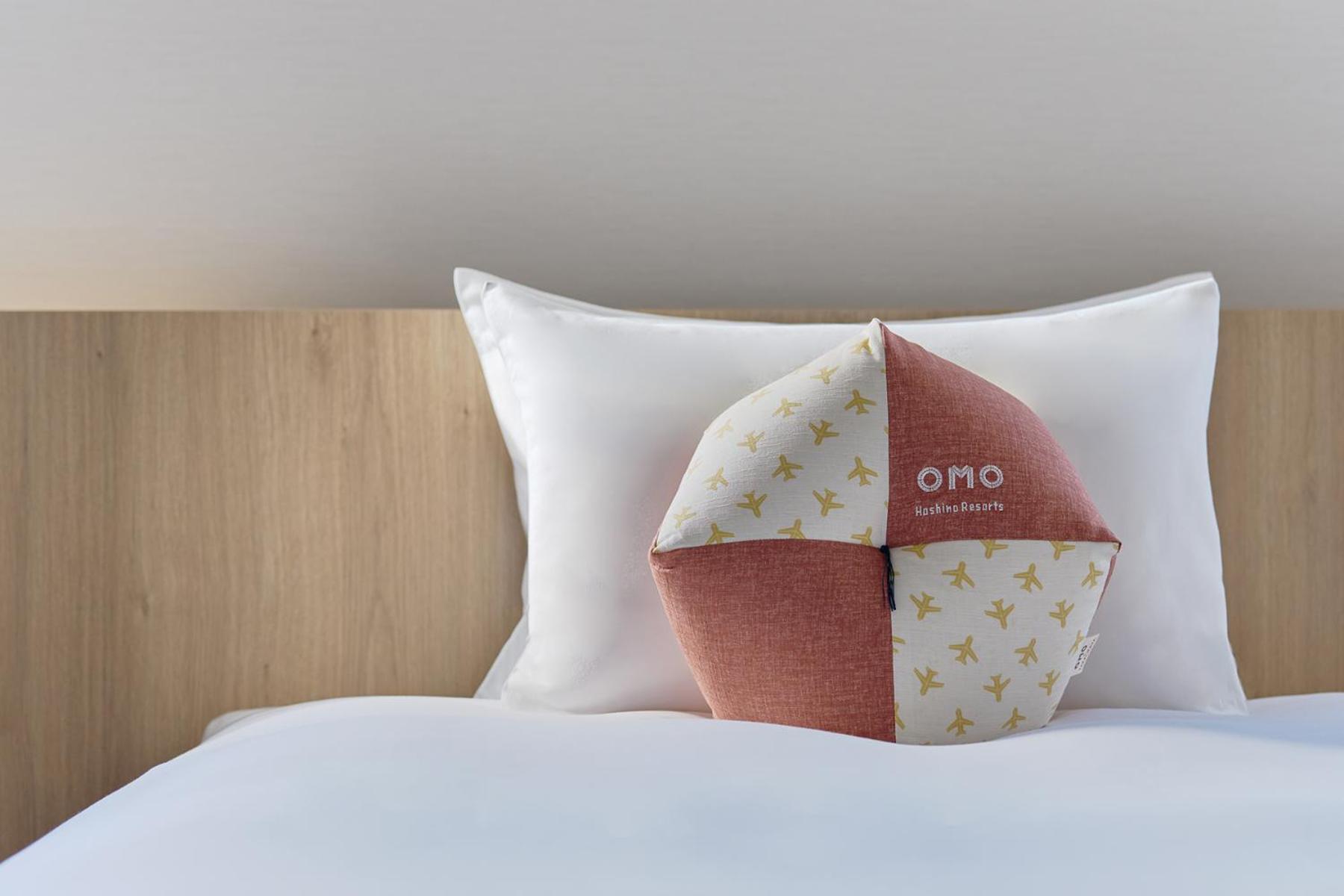 Omo Kansai Airport By Hoshino Resorts Izumisano Exteriör bild OYO branded pillow